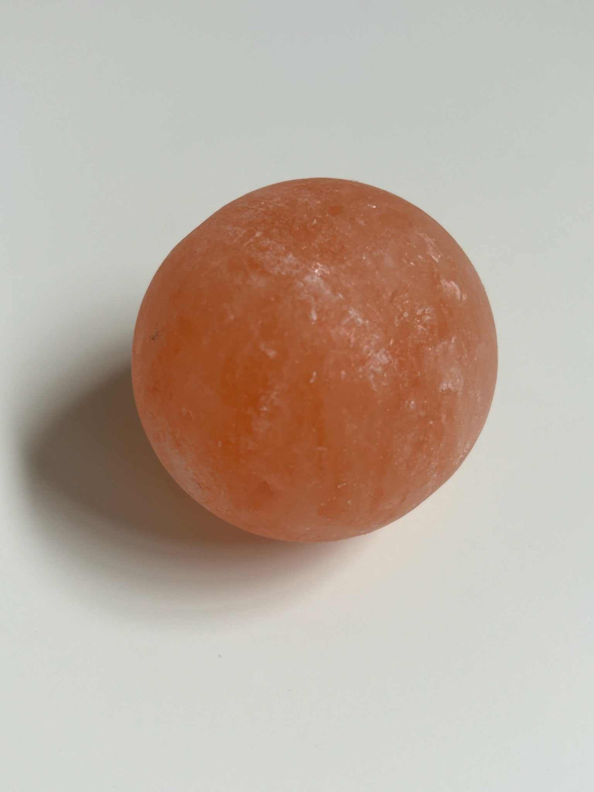 Himalaya Badzoutbal 50 mm set van 3 natuurlijke badzoutballen uit Pakistaanse zoutgrotten voor ontspanning en huidverzorging