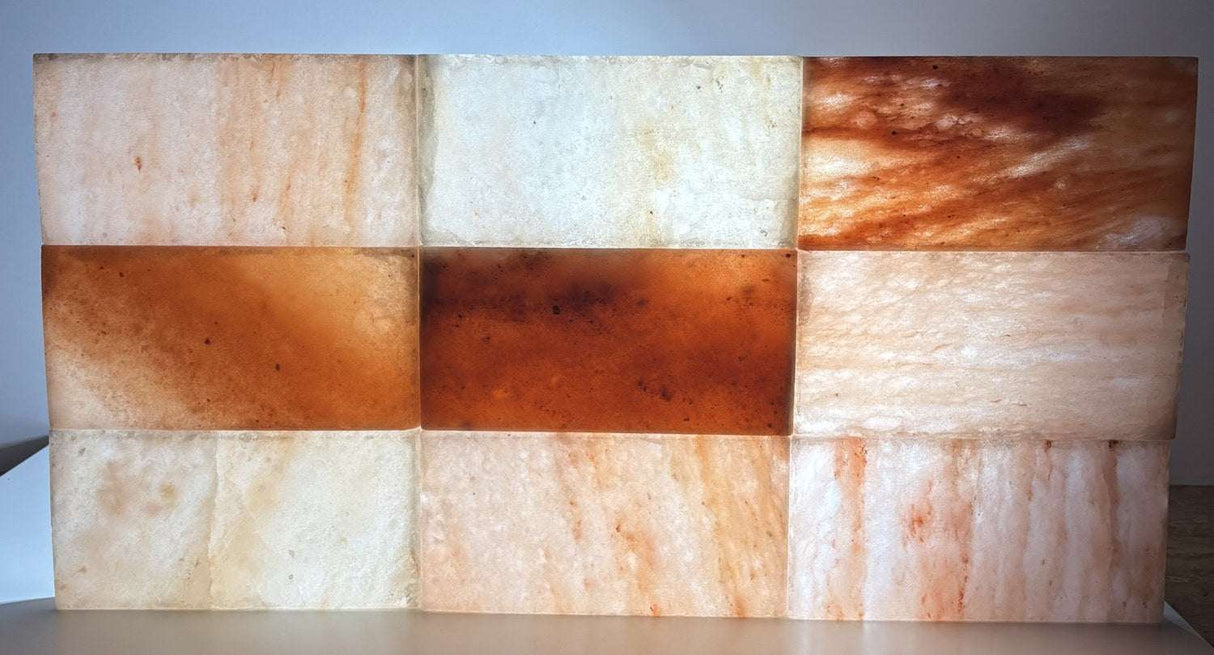 Rechthoekige Himalaya zoutsteen tegel 20x10x2,5 cm met warme amberkleur en natuurlijke textuur uit Pakistan
