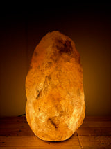Himalaya zoutlamp 25-30kg, handgemaakt uit massief roze zoutsteen, luxe natuurlijke lamp voor grote ruimtes.