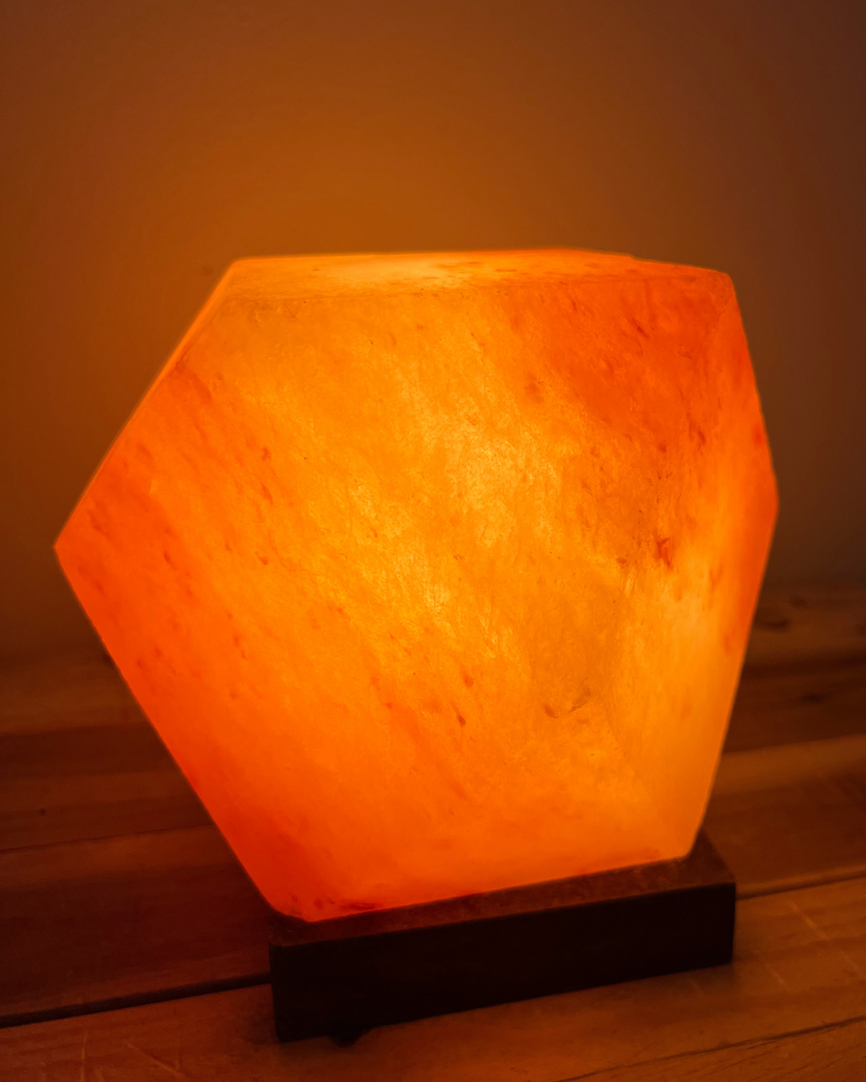Diamant Himalaya zoutlamp, warm oranje gloeiend, 3.5 kg
